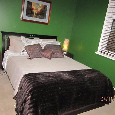 Melbourne House B&B Екстериор снимка