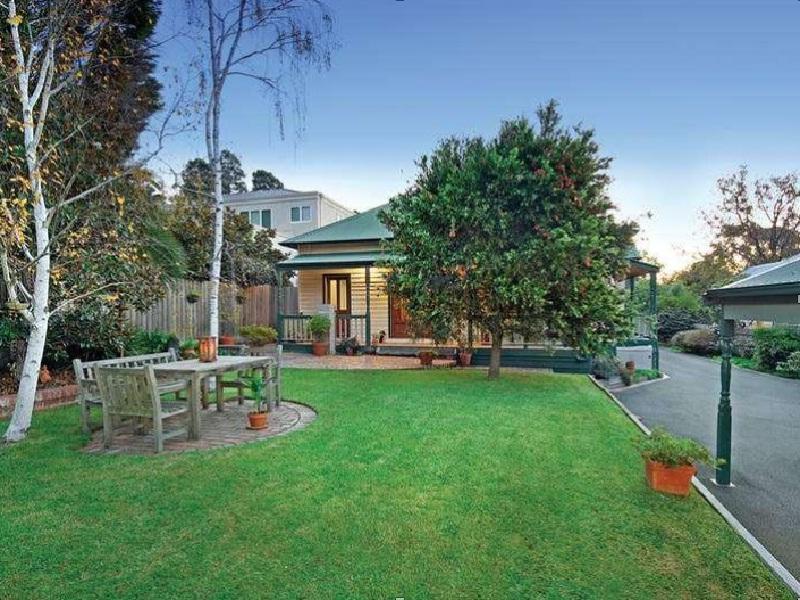 Melbourne House B&B Екстериор снимка